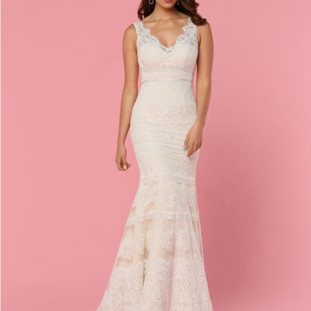 Da Vinci wedding gown - DAVINCI BRIDAL DRESS COLLECTION 50447 - Picture 3 of 8